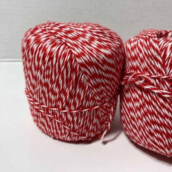 12 Aunt Lydia's Baker's Cotton Crochet Thread Red - Picture 2 of 13